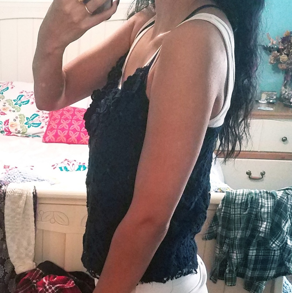 Lace tank - Picture 8 of 8